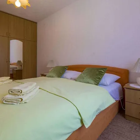 Apartment In 39116 Povile