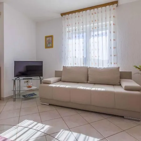 In 39116 Povile