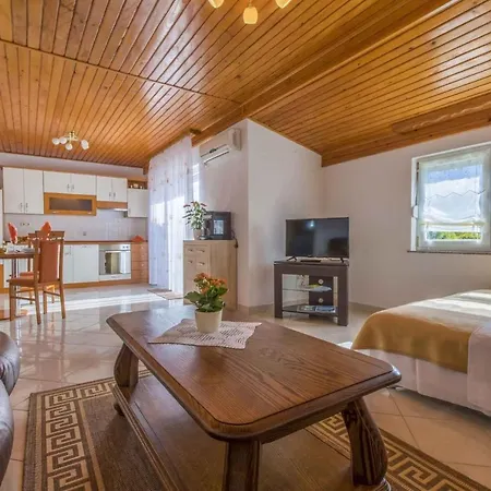 Apartment In 39116 Povile