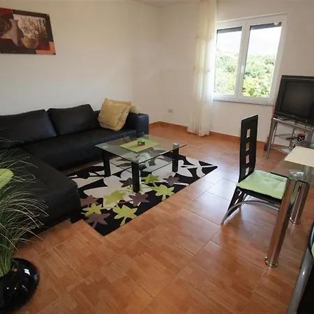 Apartment In 39116 *