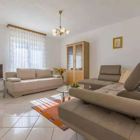 Apartmán In 39116 Povile