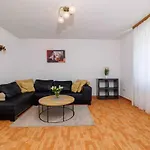 In 39116 Apartamento