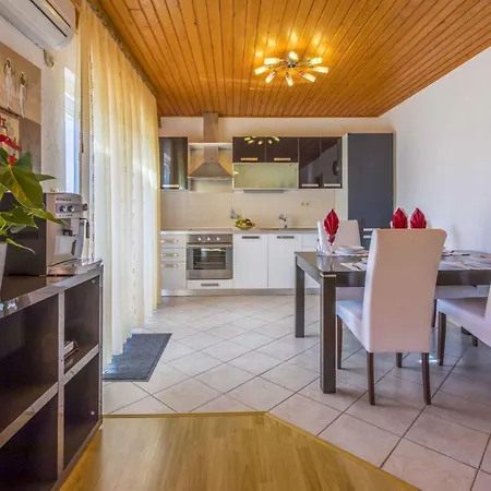 Apartamento In 39116 *